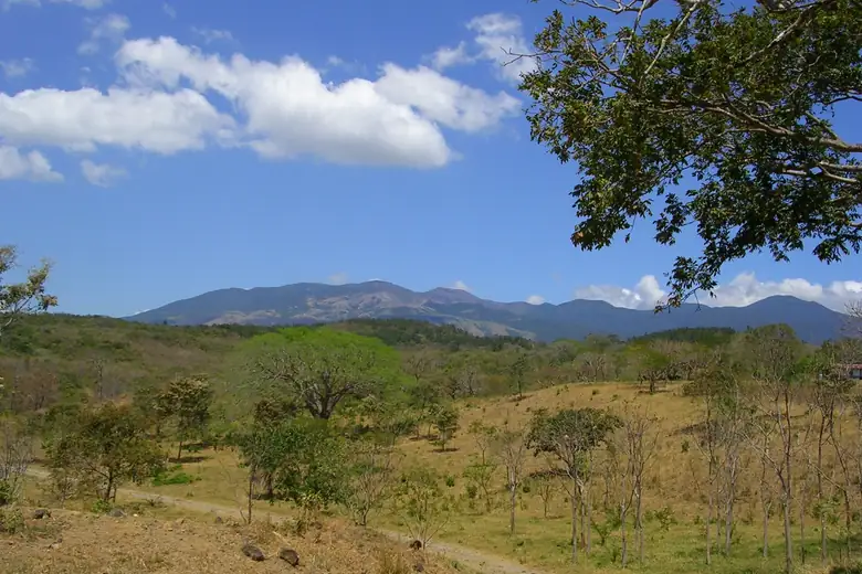 Paisagem vulcânica do Rincón de la Vieja em Guanacaste