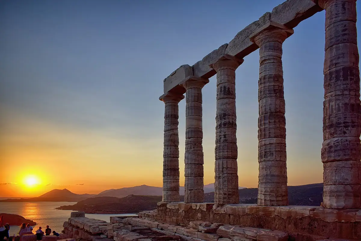 Templo de Poseidon ao entardecer, no Cabo Súnion