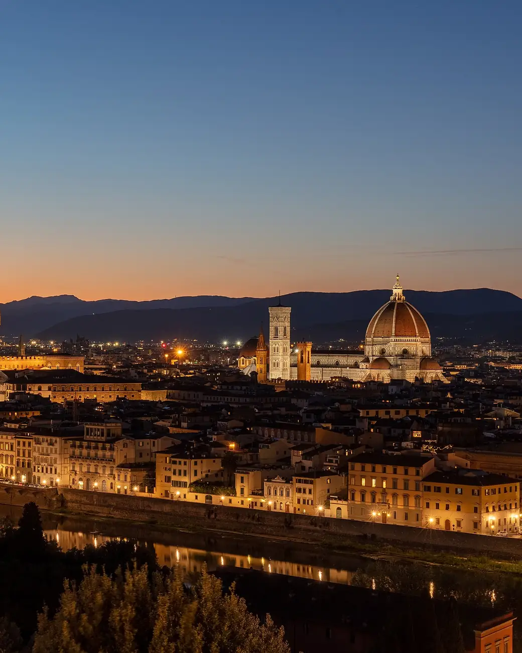 Cúpula de Brunelleschi dominando o casario de Florença