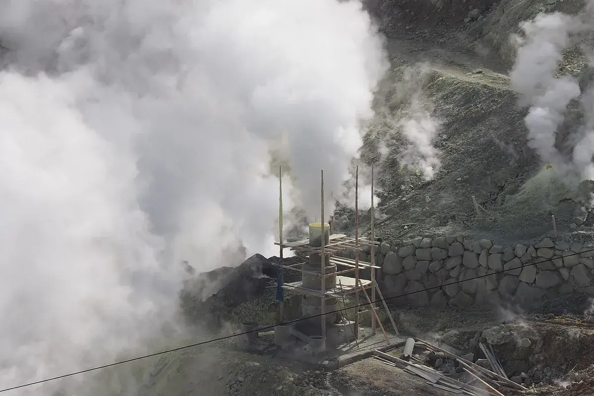 Vapores vulcânicos no vale de Owakudani, em Hakone