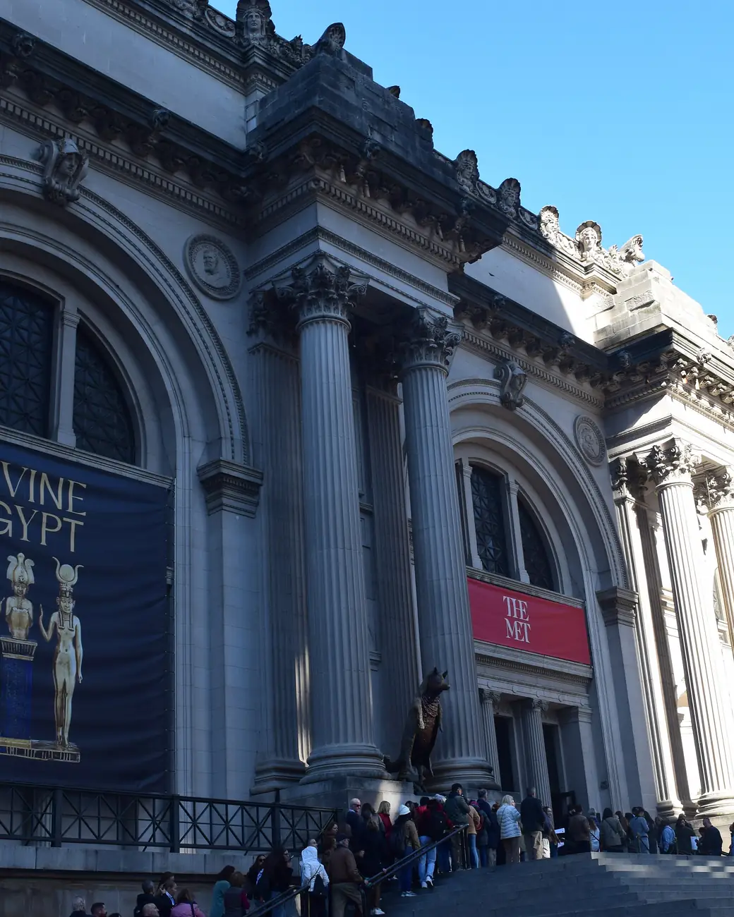 Fachada do Metropolitan Museum of Art, em Nova York