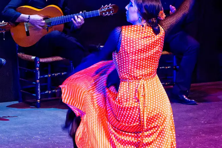 A flamenco performance at a tablao